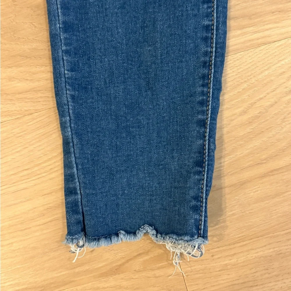 Fashion Nova Women Dark Blue Jeans size 9 - Picture 6 of 9